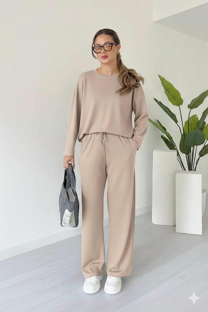 Kadın Lacivert Sweatshirt ve Pantolon Takımı - Görsel 3