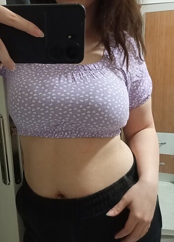 Lila crop