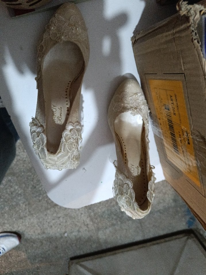 Dantel İşlemeli Beyaz Vintage Yüksek Topuklu Gelin Ayakkabısı - Görsel 5