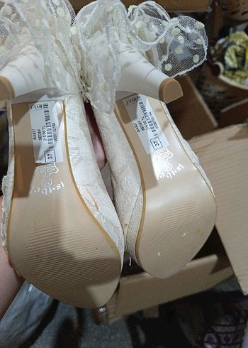 Dantel İşlemeli Beyaz Vintage Topuklu Gelin Ayakkabısı - Görsel 4