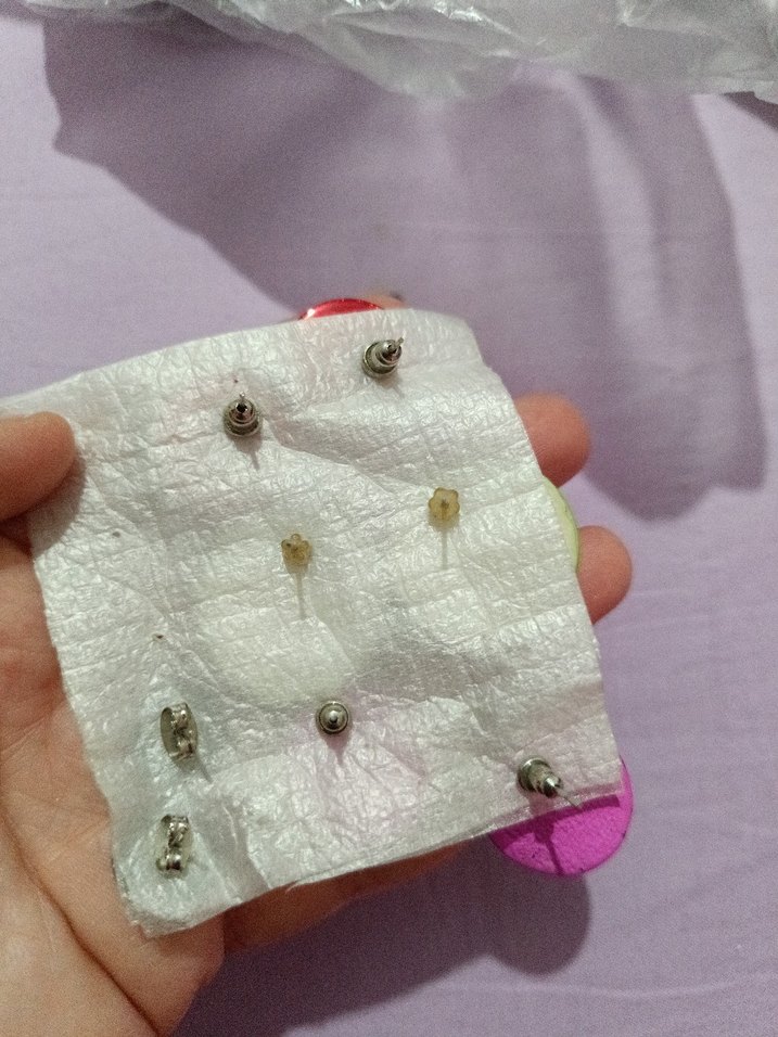 küpeler - Görsel 2