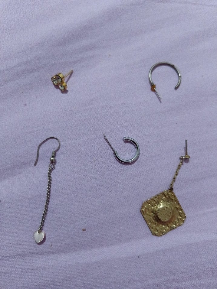 Altın Renkli Kadın Küpe Seti - Görsel 3