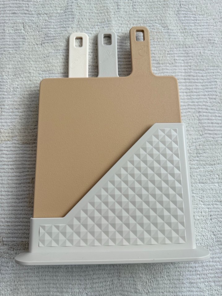 MOI Coffy Serisi Standlı Kesme Tahtası Seti - Görsel 3