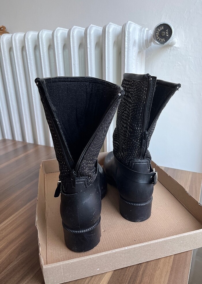 Lastik yağmur botu - Görsel 3