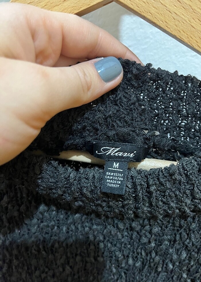 Mavi marka siyah kazak - Görsel 4