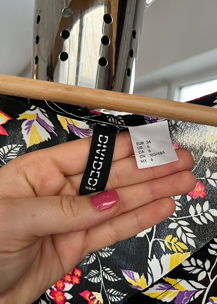 Çiçek desenli tulum - Görsel 2