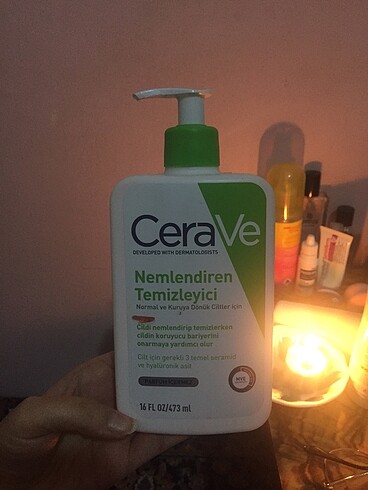 Cerave nemlendiren temizleyici