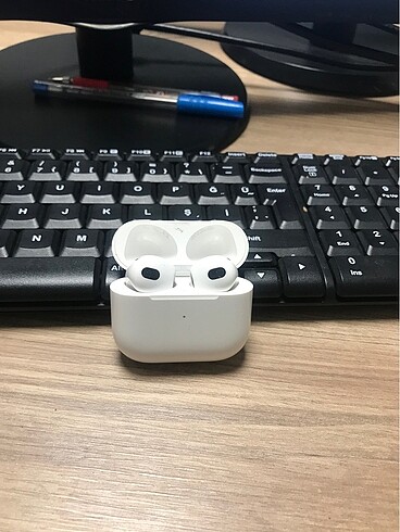 AirPods