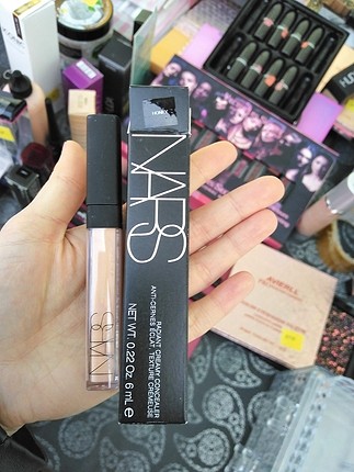 nars kapatıcı 