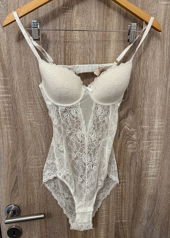 Beyaz Bohem Dantel Bodysuit Sütyen