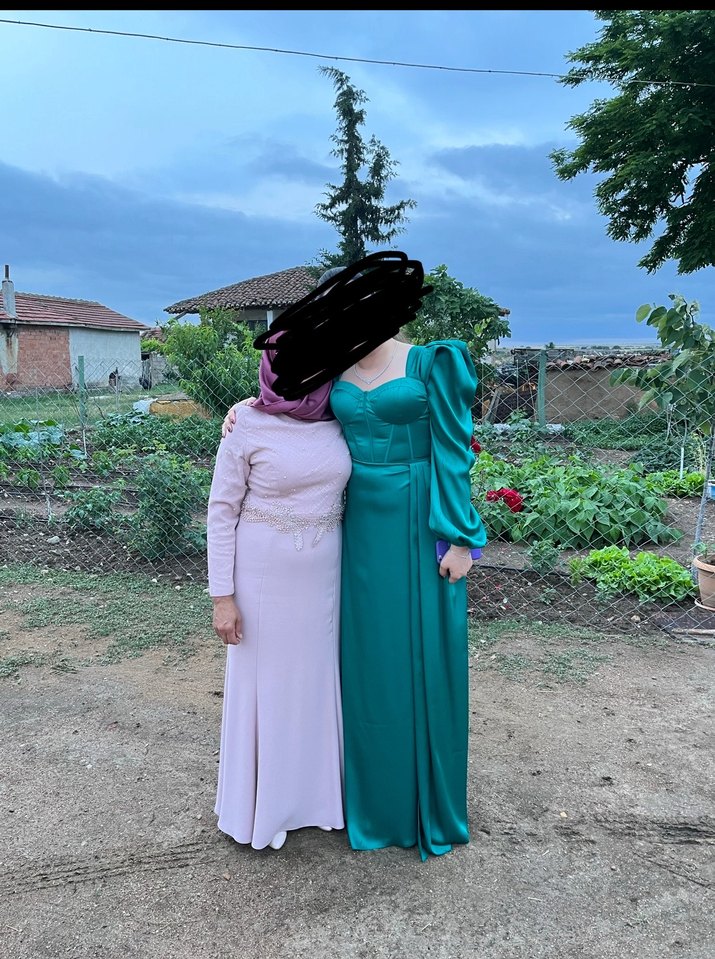 Uzun Parlak Turkuaz Straplez Abiye Elbise - Görsel 5