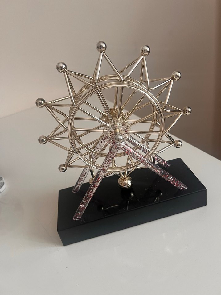 Parlak Altın Dönen Dönme Dolap Biblo - Görsel 2