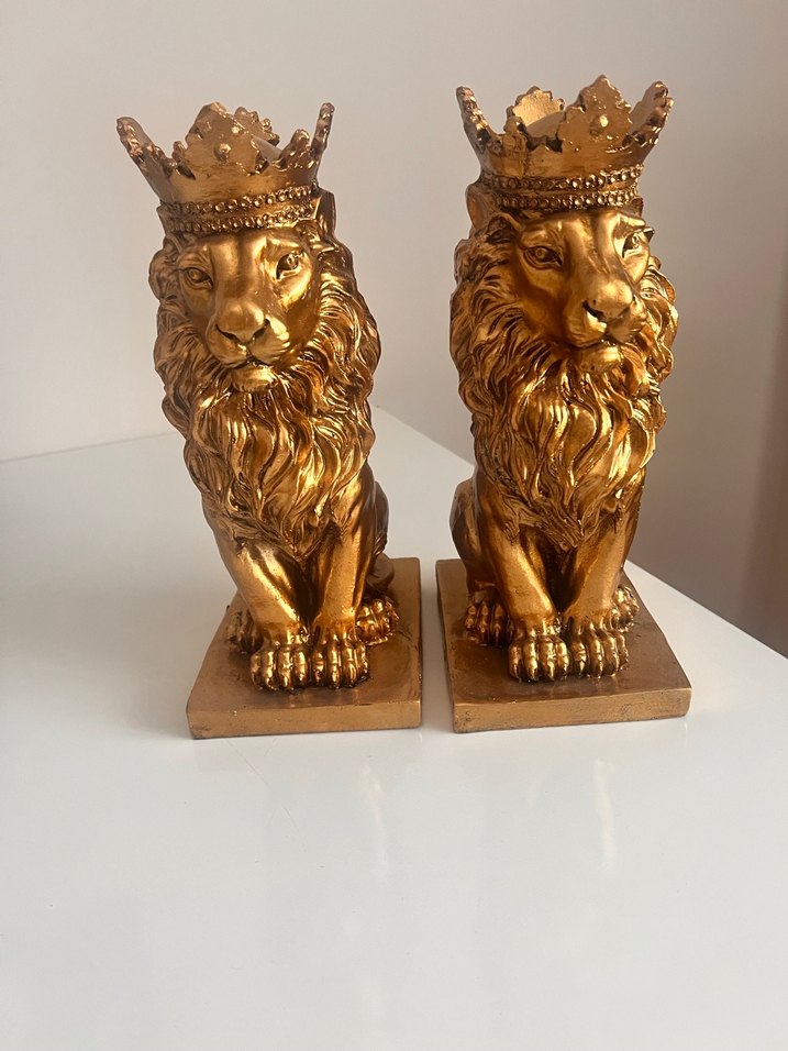 Parlak Altın Renkli Kral Aslan Figürleri - Görsel 4