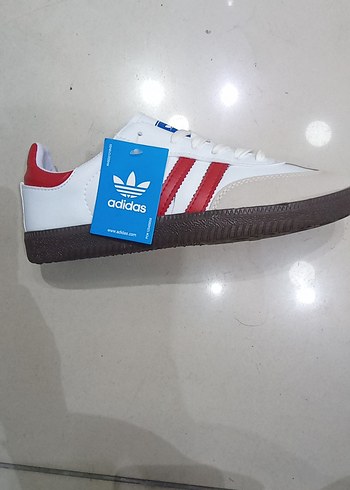 Adidas Beyaz Kırmızı Kadın Spor Ayakkabı
