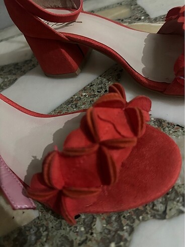 Trendyol & Milla Konforlu sandalet