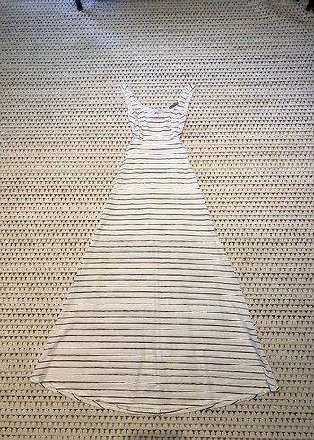 xs Beden Bershka Çizgili Beyaz Kadın Uzun Yazlık Elbise