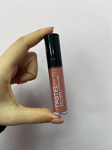 Pastel lip color
