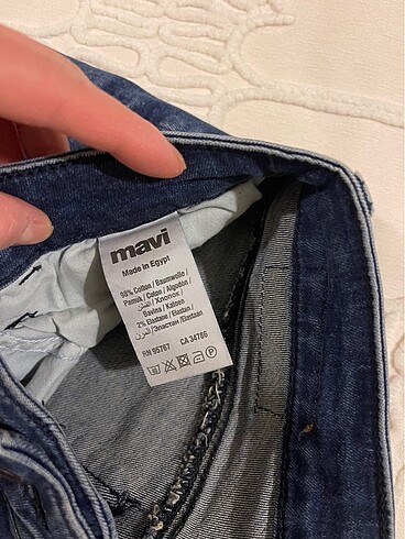 26 Beden mavi Renk Mavi Jean Pantolon