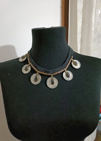 American Vintage Bohem İşlemeli Boncuklu Kahverengi Midi Kolye