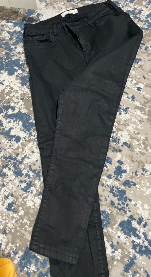 Siyah Kadın Kot Pantolon - Görsel 4