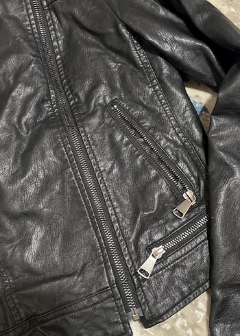 Siyah deri ceket - Görsel 4
