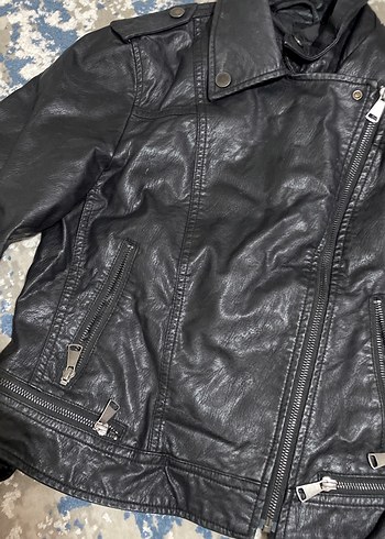 Siyah deri ceket - Görsel 3