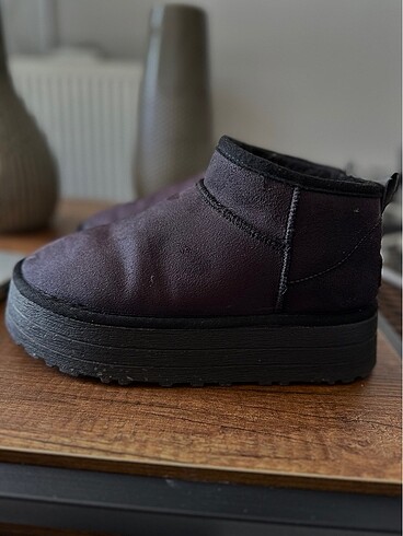 Ugg model