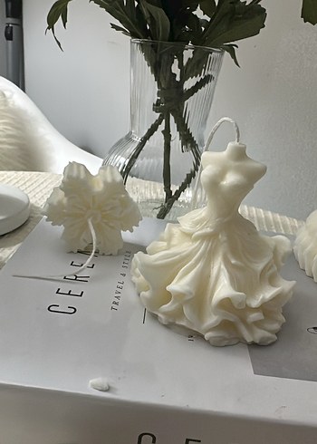 Beyaz Elbise Şeklinde Dekoratif Mum %100 soyawax - Görsel 3