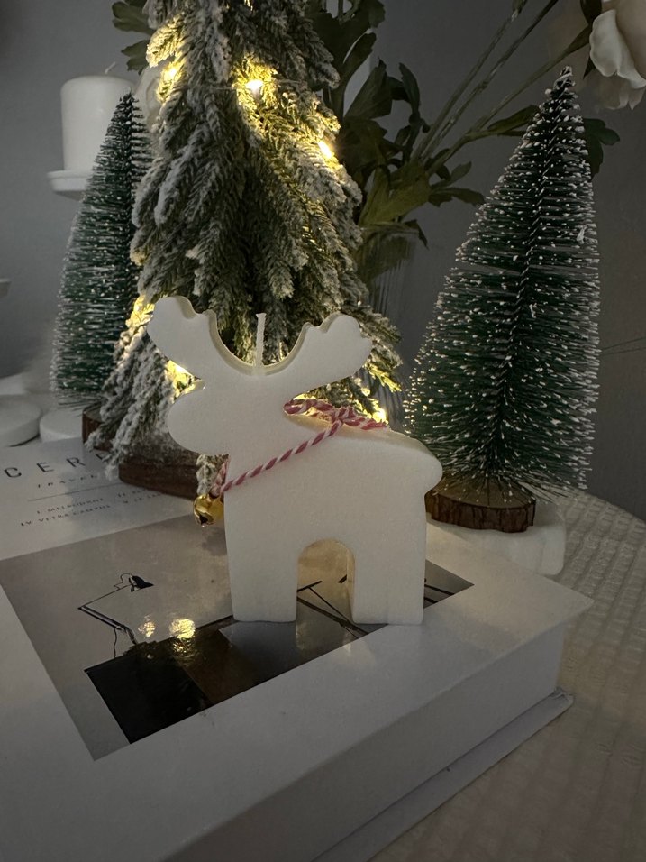 Beyaz Geyik Şeklinde Mum %100 soyawax - Görsel 2