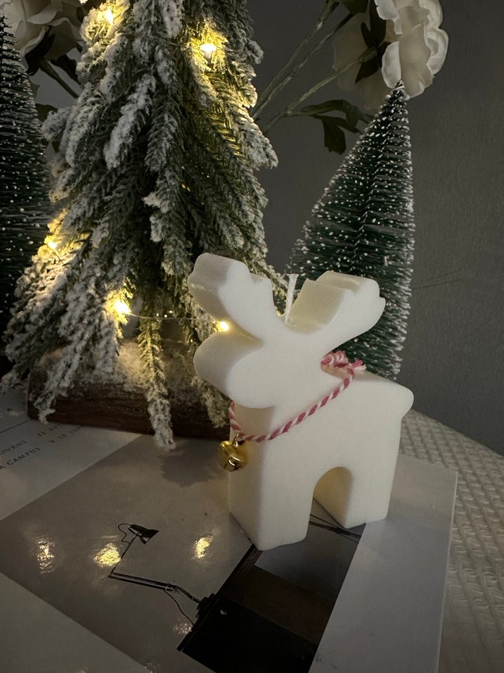 Beyaz Geyik Şeklinde Mum %100 soyawax - Görsel 3