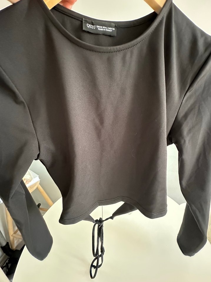 Sırt zincir Detaylı bluz - Görsel 5