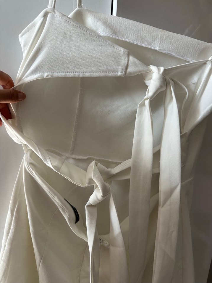 Beyaz kısa ince askılı Günlük veya özel Elbise - Görsel 4