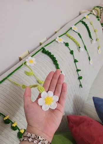 Ikea Çiçekli Örgü Sarmaşık