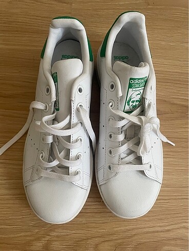 ORIJINAL HIC GIYILMEMIS ADIDAS STAN SMITH