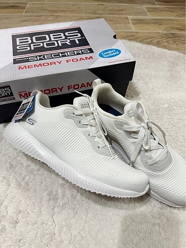 Skechers