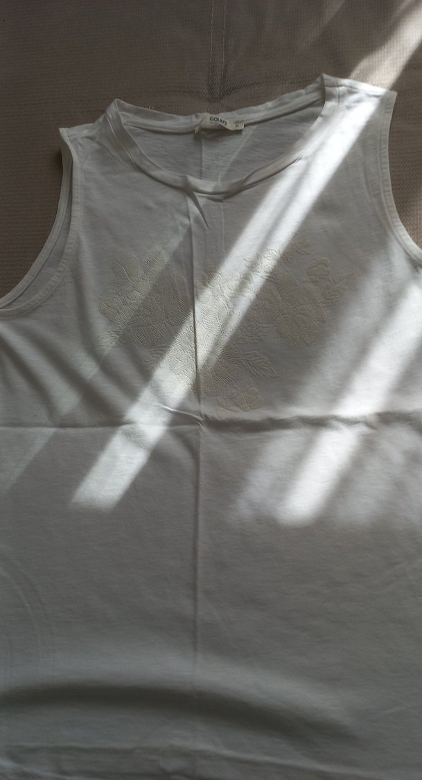 Colins Nakışlı Dantel Detaylı Beyaz Kolsuz Bluz - Görsel 5