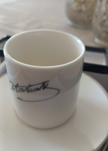 Atatürk İmzalı Beyaz Kahve Fincanı Seti - Görsel 5