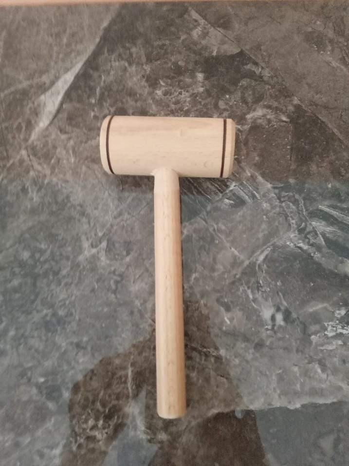 Bej Ahşap Oyuncak Çekiç - Görsel 3