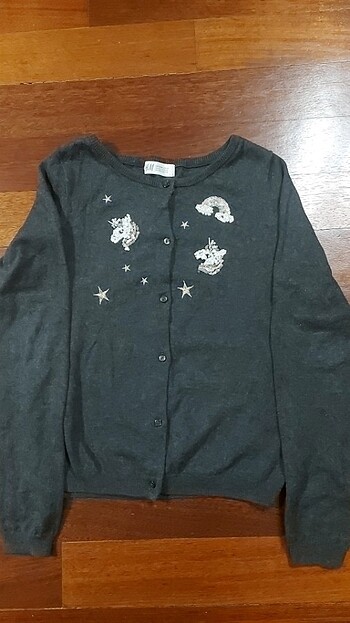 H&M 9-10 yaş hırka