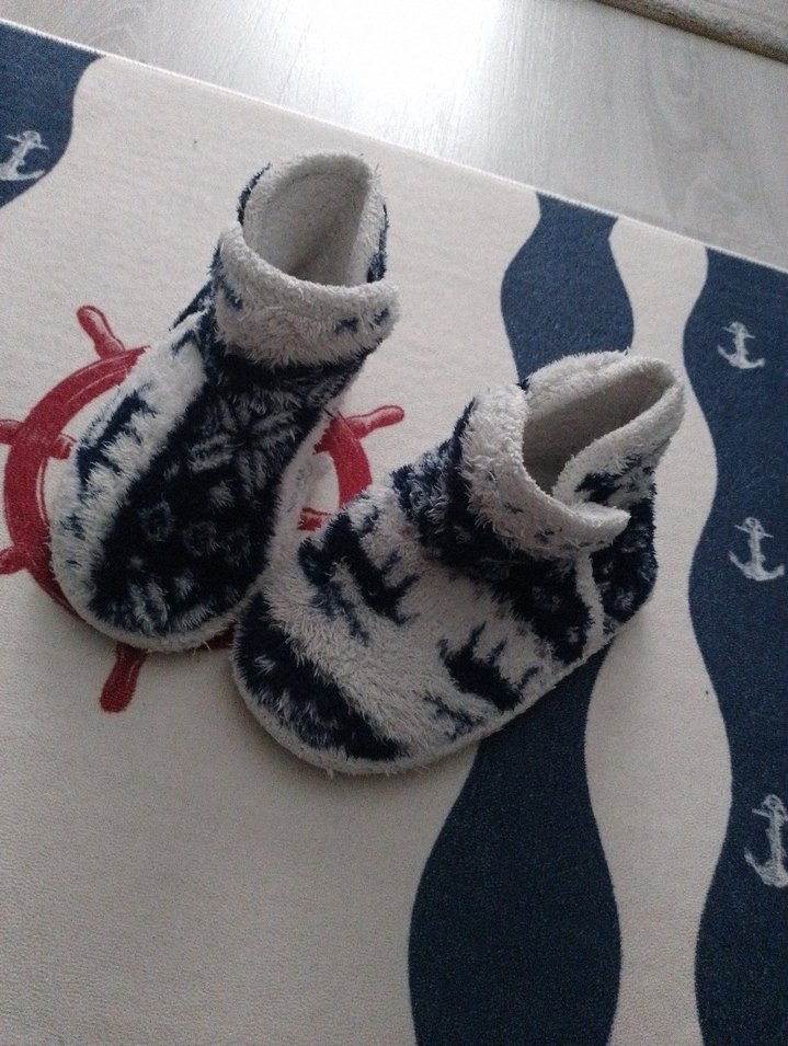 erkek Çocuk Renkli Bağlama Desenli Sıcak Ev Terliği - Görsel 2