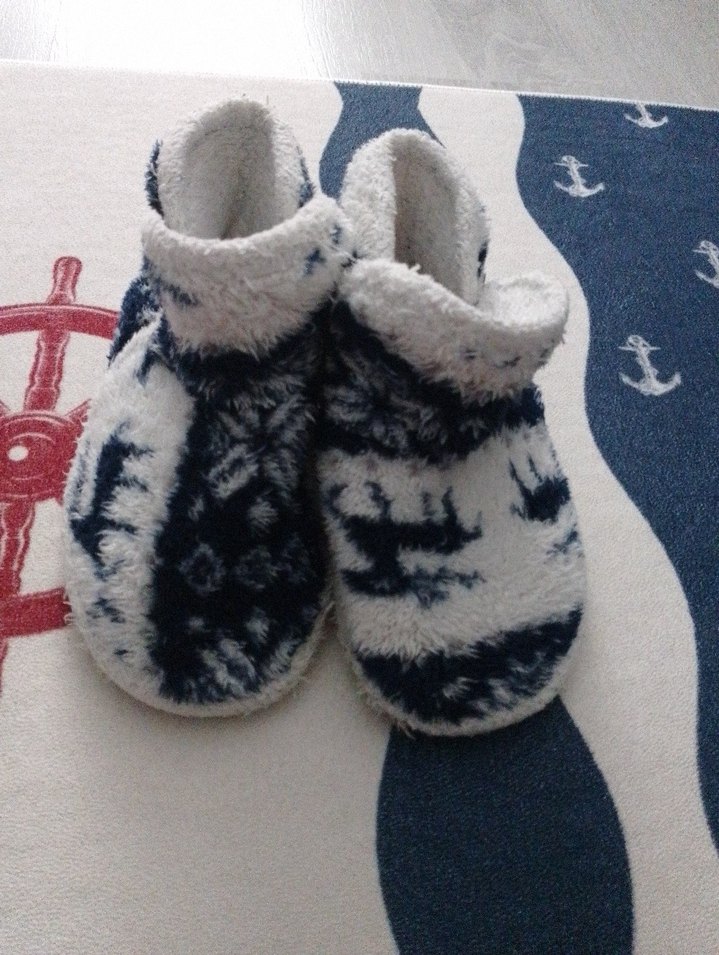 erkek Çocuk Renkli Bağlama Desenli Sıcak Ev Terliği - Görsel 3