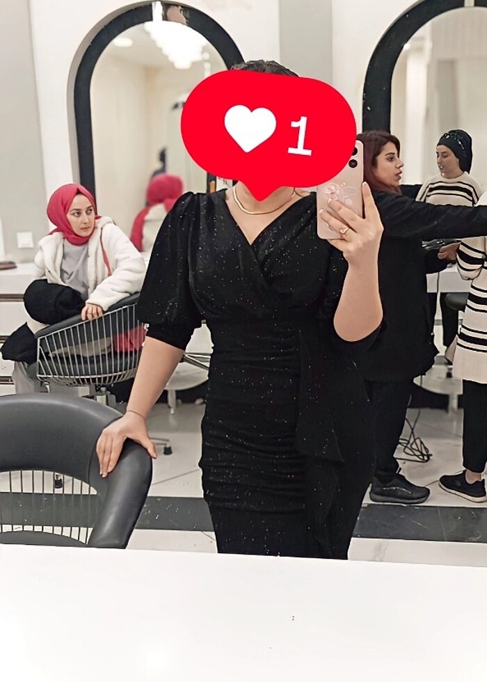 Uzun balık model sim detayli yanları yırtmaçlı ve fırfırli abiye - Görsel 2