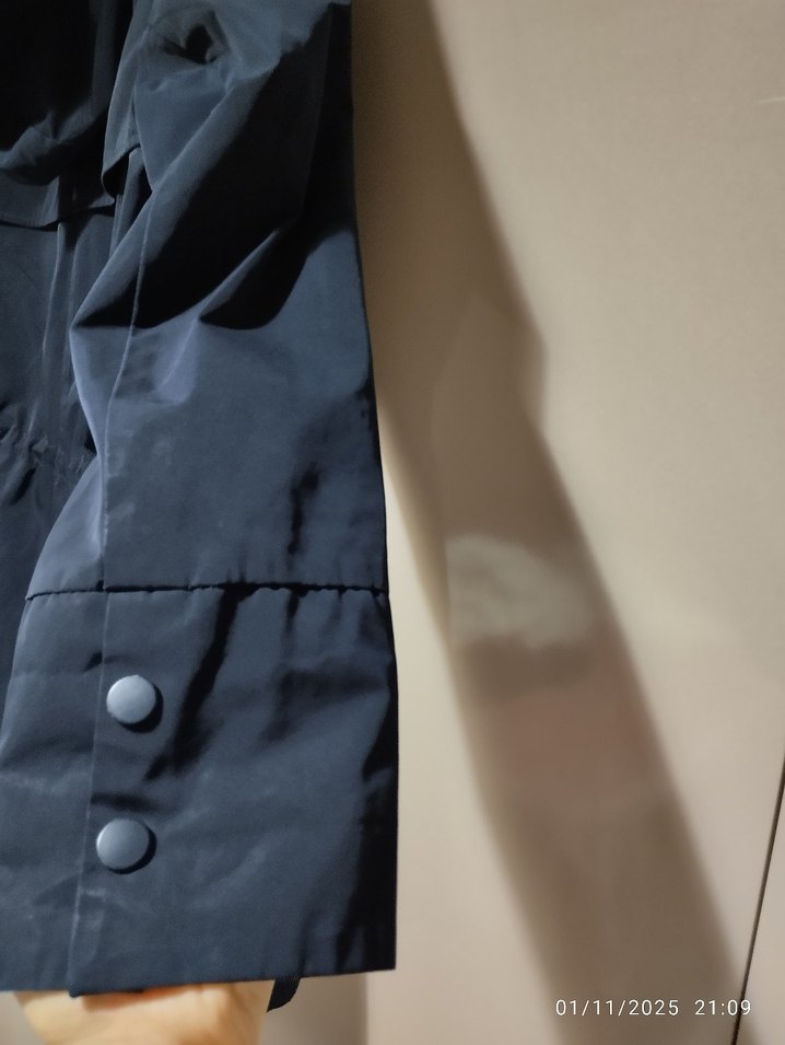 Düğmeli Lacivert Midi Yağmurluk - Görsel 5