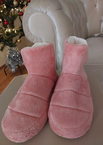 Kızlar için Pembe Sıcak Kürklü Ev Terliği - Görsel 2