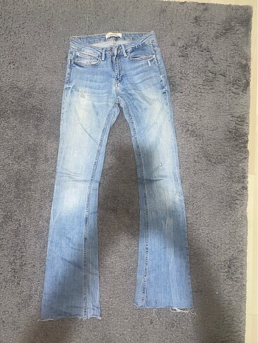 Zara ispanyol paça jean