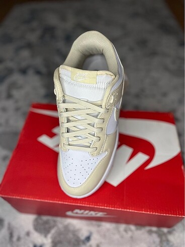 Dunk Low Kadın Bej Son 2 Adet