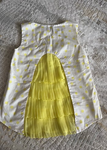 Sarı Puantiyeli Kolsuz çocuk elbise - Görsel 2