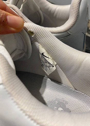 Beyaz Minimalist Kadın Spor Ayakkabı - Görsel 3