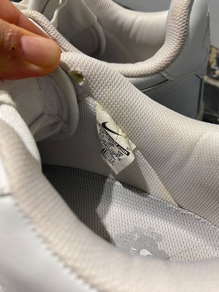 Beyaz Minimalist Kadın Spor Ayakkabı - Görsel 3