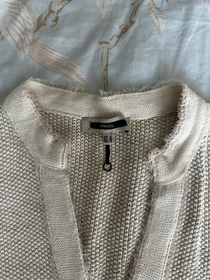 Gri Düğmeli Kadın Triko Hırka - Görsel 2